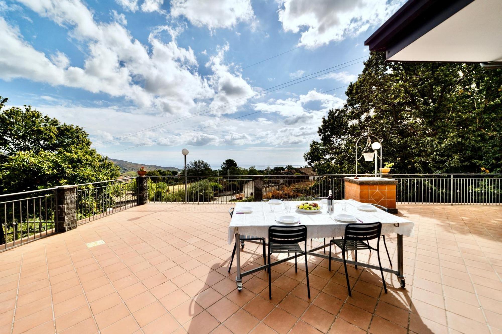 פיידימונטה אטנאו Villa Melany Casa Vacanza מראה חיצוני תמונה